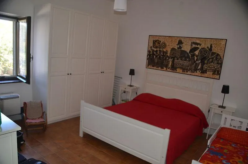 Villa Alabe - Waterfront Apartments In Bosa Porto Alabe