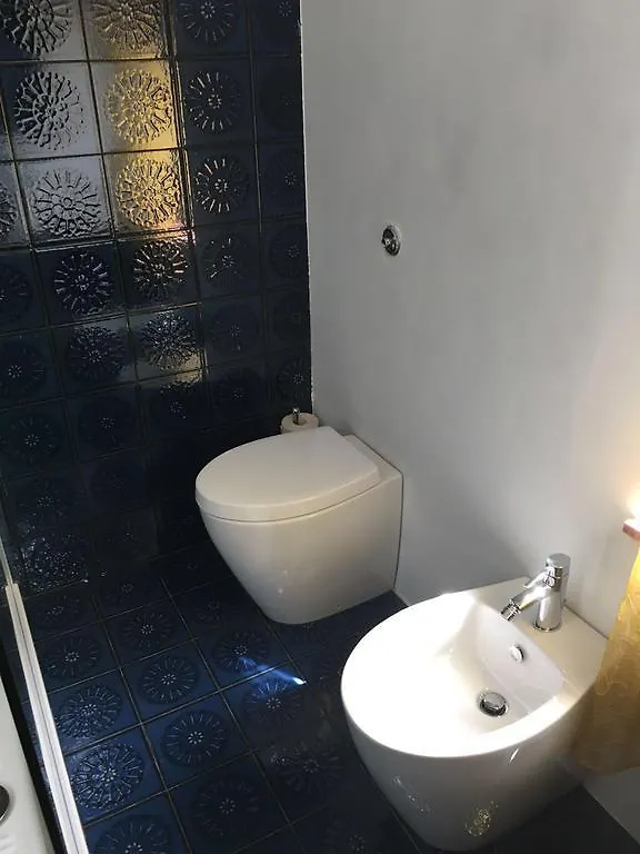 Villa Alabe - Waterfront Apartments In Bosa Porto Alabe