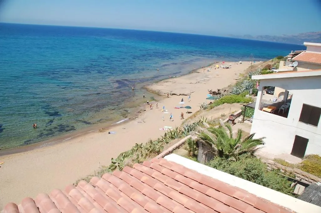Villa Alabe - Waterfront Apartments In Bosa Porto Alabe Italia