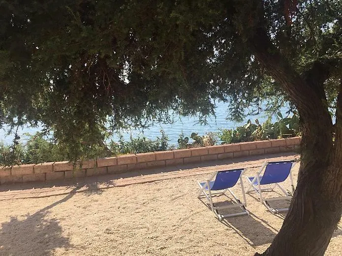 Villa Alabe - Waterfront Apartments In Bosa Porto Alabe