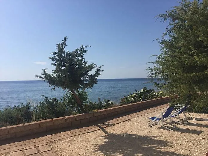 Villa Alabe - Waterfront Apartments In Bosa Porto Alabe Italia
