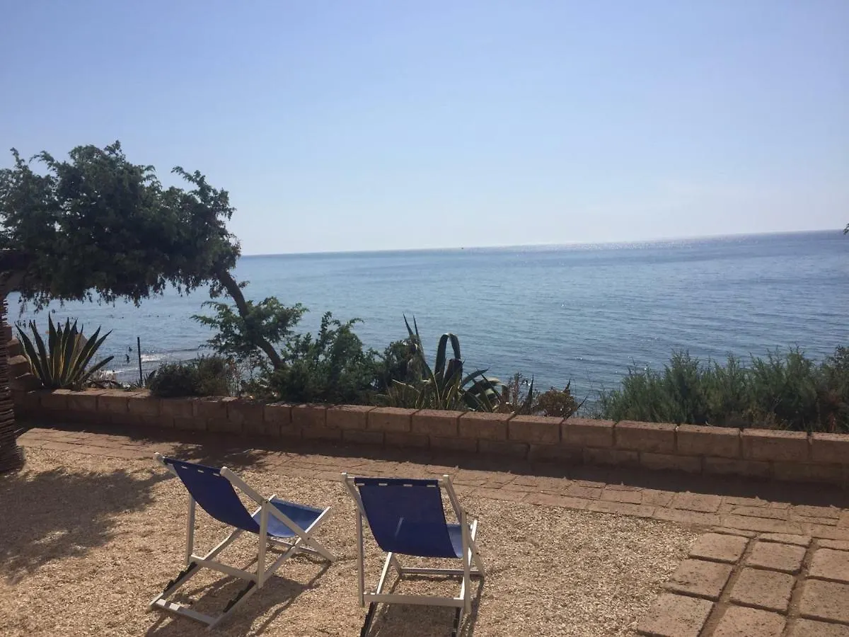 Villa Alabe - Waterfront Apartments In Bosa Porto Alabe