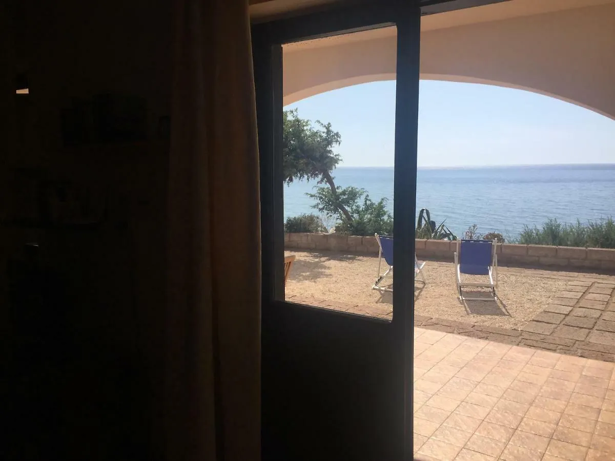 Villa Alabe - Waterfront Apartments In Bosa Porto Alabe